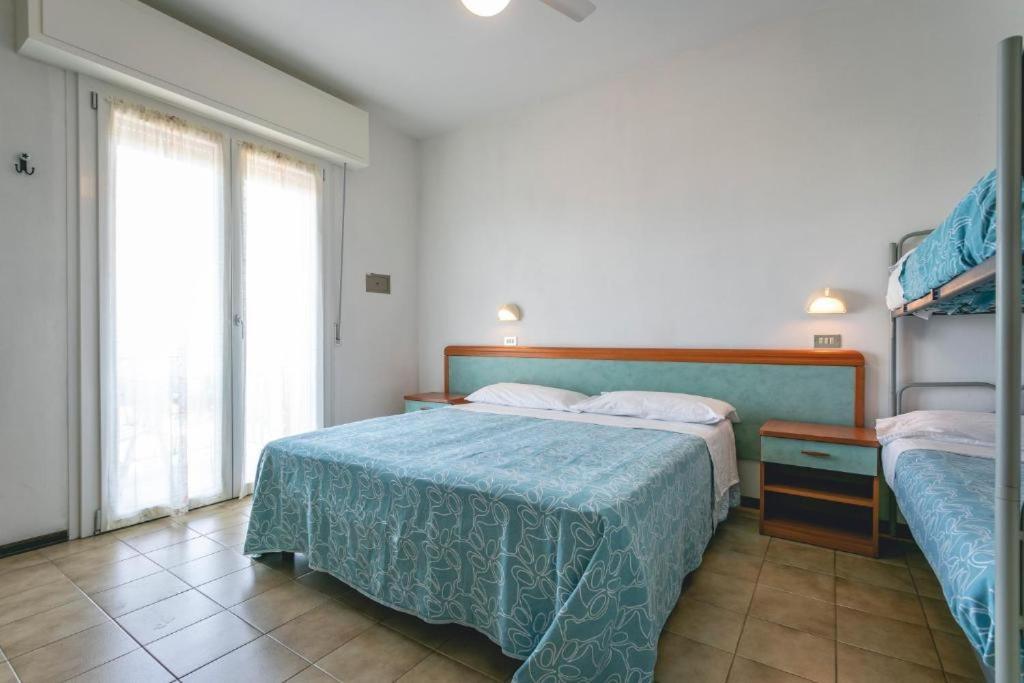 Hotel Del Falco Cervia Buitenkant foto