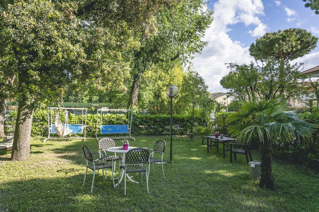 Hotel Del Falco Cervia Buitenkant foto